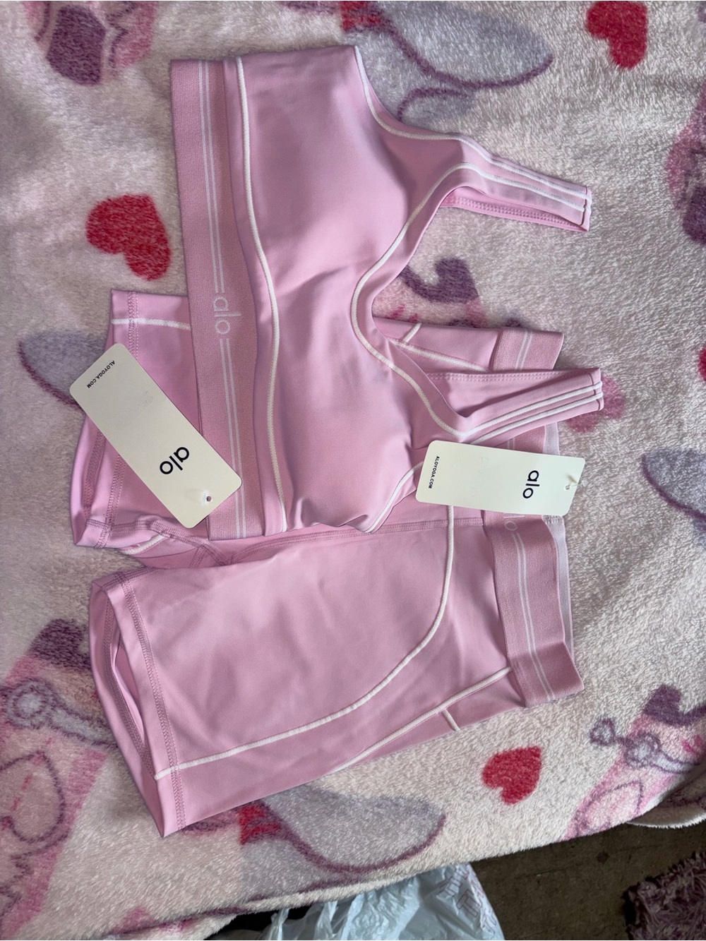 ALO Yoga Light Pink Bra & Shorts Set - Picture 2 of 5
